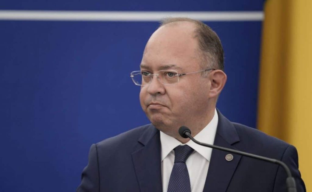 Aurescu, ”altă întrebare”, pus la zid de BBC: Sunteți o democrație!? Dacă ajutați Ucraina, publicul vostru, oamenii care vă votează guvernul vostru ar trebui să aibă dreptul să știe – 60m.ro