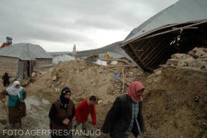 Ministrul grec al Apărării va vizita regiuni din Turcia afectate de cutremure