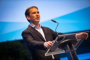 Parchetul austriac extinde ancheta împotriva fostului cancelar Kurz