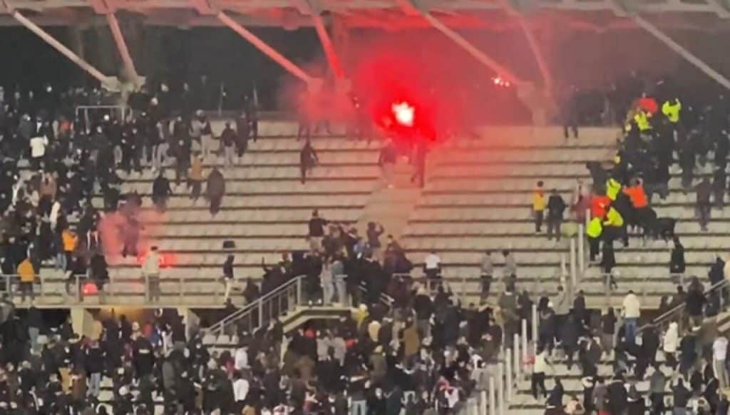 Guvernul din Europa care va permite utilizarea torțelor și a altor materiale pirotehnice pe stadioane. Ultrașii vor fi în delir – Video