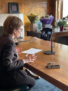 Soţul Nicolei Sturgeon, eliberat de poliţia scoţiană