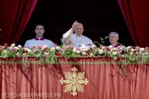 Paștele catolic 2023. Papa Francisc, mesaj emoționant la balconul Bazilicii Sfântul Petru, în fața a peste 100.000 de oameni – Video în articol