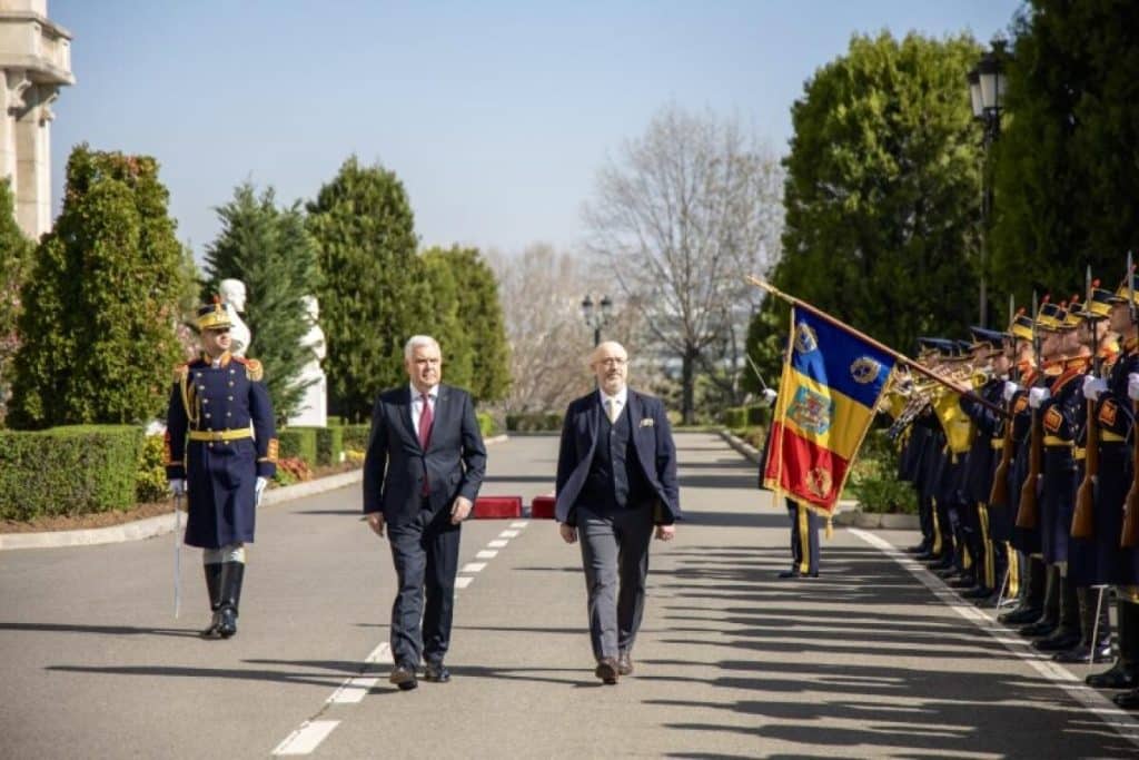 Sprijin nelimitat al României pentru Ucraina. Vezi ce a declarat Ministrul Apărării, Angel Tîlvăr, la întrevederea sa cu omologul ucrainean