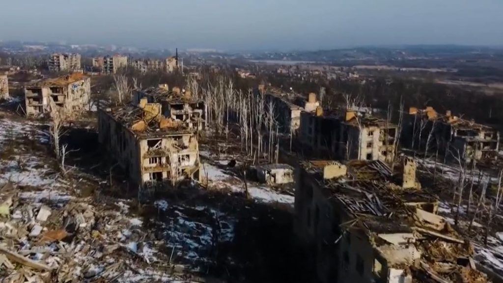 Lupte crâncene la Bahmut: Rușii și-au intensificat atacurile și folosesc atacuri aeriene și artilerie grea – 60m.ro