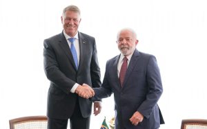 Televiziunea națională braziliană a întrerupt transmisia de la întâlnirea lui Iohannis cu președintele Lula chiar înainte de declarațiile turistului de la București – 60m.ro