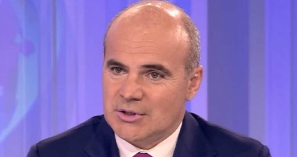 Rareș Bogdan e un papagal: în timp ce se plânge pe la porțile imperiale de la Bruxelles, liberalii fac milioane de euro din importul de cereale ucrainene – 60m.ro