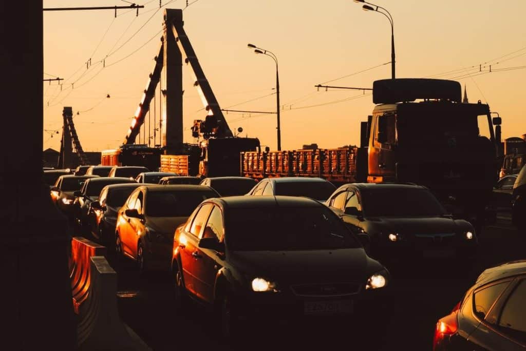 Polonezii se opun interzicerii mașinilor cu motoare cu combustie în Uniunea Europeană