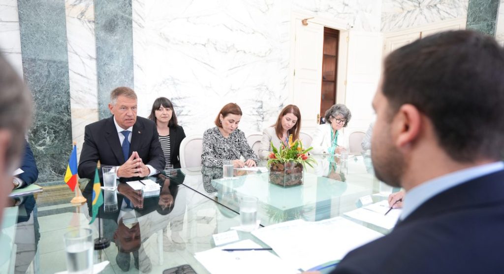 Iohannis, primit de adjuncți la Rio – 60m.ro