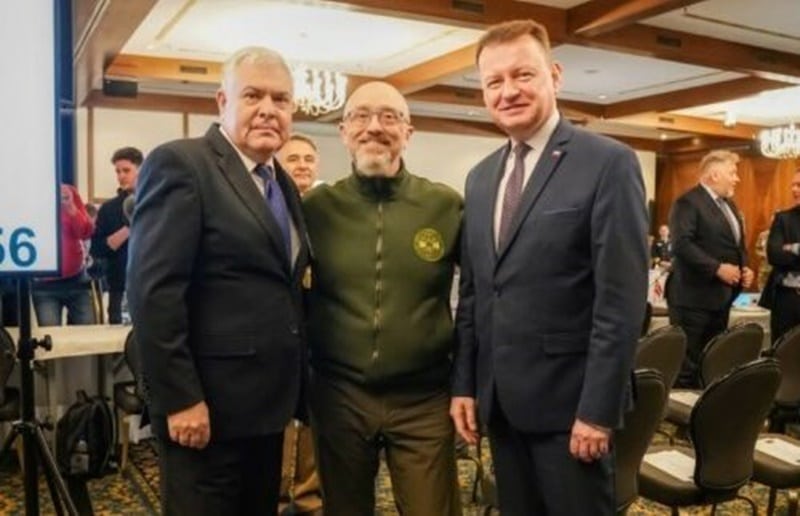 Ministrul PSD al Apărării: ”Vom sprijini Ucraina atât timp cât va fi nevoie” – 60m.ro