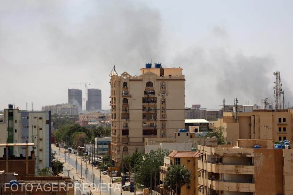 Pană de internet ‘aproape totală’ în Sudan. SUA şi Franţa evacuează personal diplomatic şi cetăţeni