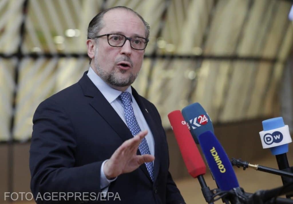 Ministrul de Externe al Austriei, Alexander Schallenberg: „Vom menține veto-ul pentru România până când vom observa o scădere susținută a migranților” 