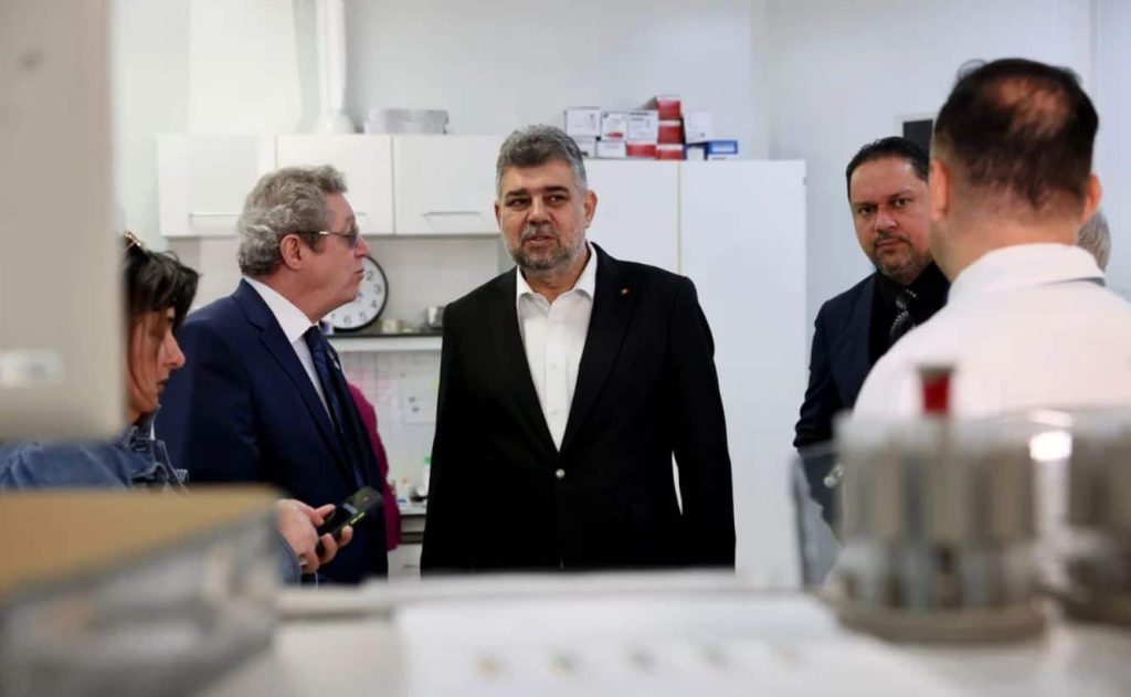 Ciolacu își face campanie cu Streinu Cercel la Institutul „Matei Balș” de 1 mai. PSD nu a cosntruit niciun spital în 33 de ani – 60m.ro