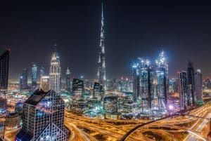Emiratele se transformă într-o capitală monetară pentru India. A⁠bu Dhabi și Dubai, cele mai curate ”orașe indiene”