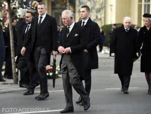 Sătenii din Viscri vor urmări încoronarea regelui Charles al III-lea: Pentru noi e tot un om de rând