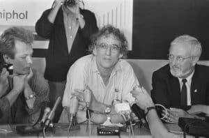 Klaas de Jonge, cunoscut pentru activismul anti-apartheid, a murit la 85 de ani