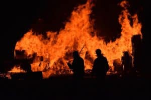 Vestul Canadei, devastat de incendii. 30.000 de persoane au fost evacuate