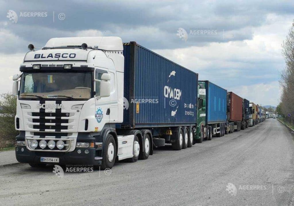Protest în Polonia. Ucraina a limitat intrarea în țară a camioanelor europene cu marfă: ”Transportatorii noștri primesc amenzi și sunt hărțuiți în Ucraina”