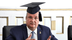 Pus pe făraș de Iohannis, Ciucă nu mai merge la întâlnirea cu profesorii – 60m.ro