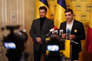 George Simion: Astăzi suntem foarte, foarte aproape de a răsturna regimul instalat în 1990, de a-i îndepărta de la putere pe toți cei care au condus România până în prezent și de a face dreptate pentru România – 60m.ro