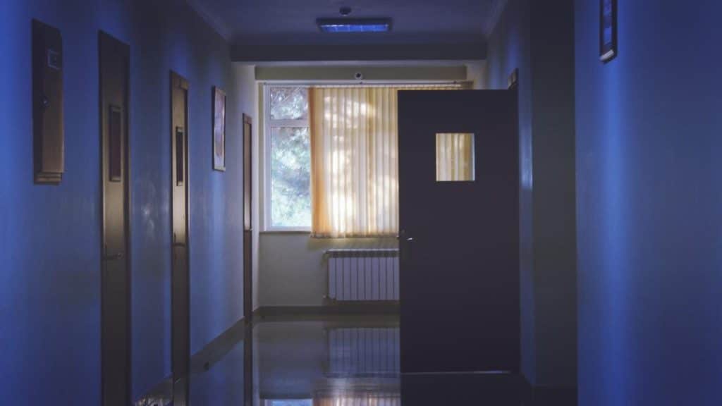 Trei persoane decedate într-un incendiu produs la un spital de lângă Viena