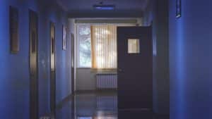 Trei persoane decedate într-un incendiu produs la un spital de lângă Viena