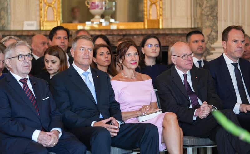 Un nou turneu exotic pentru președintele Iohannis: Pleacă în Africa – 60m.ro