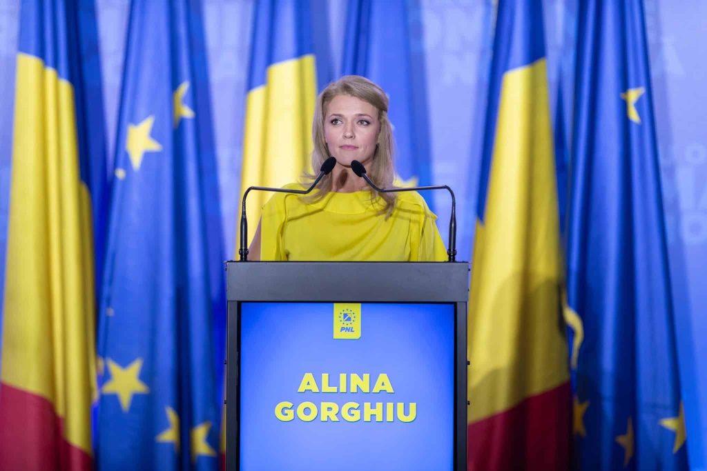 Jaf din banii poporului: Alina Gorghiu a umplut Senatul de sinecuri – 60m.ro