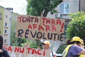 Începe mitingul profesorilor în Piața Victoriei: „Îi transmitem și lui Iohannis că noi îndrăznim” – 60m.ro