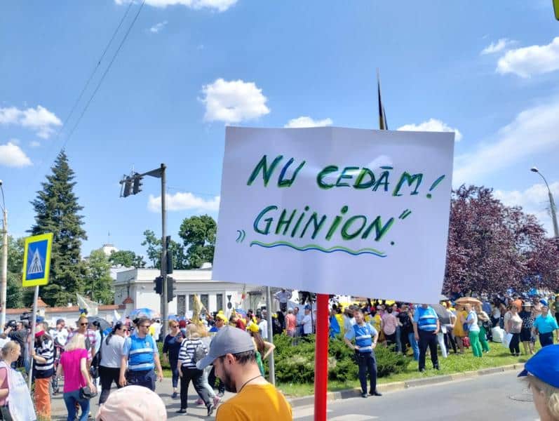 Negocierile cu guvernul zero au ajuns la un numitor comun: Profesorii ar urma să primească o parte din măririle salariale cerute – 60m.ro