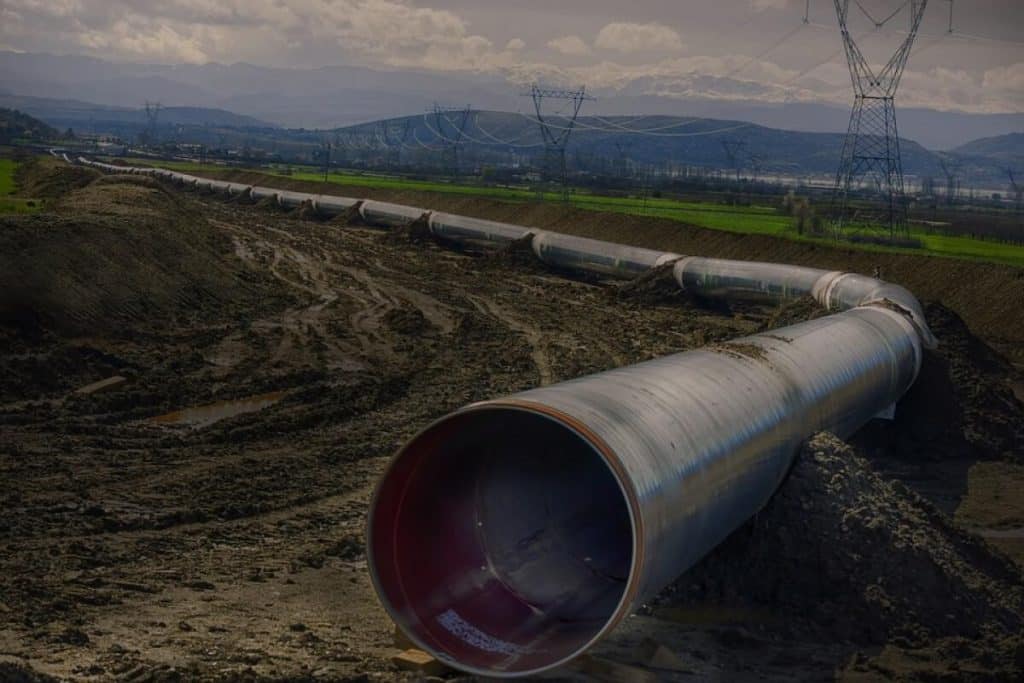 Serbia şi Ungaria au semnat acordul de construire a unui oleoduct pentru consolidarea securităţii lor energetice