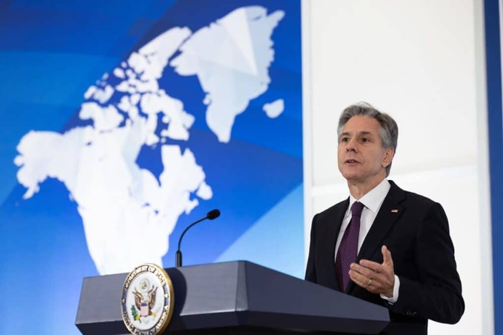 Discuții despre viitorul NATO, la Londra. Blinken și omologul turc negociază aderarea Suediei