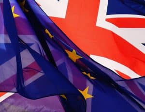 Sondaj: 58% dintre britanici ar vota pentru reintrarea în UE; mai multă încredere în Comisia Europeană decât în propriul guvern