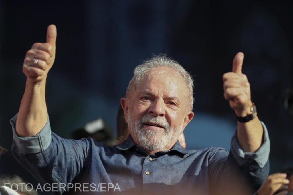 Președintele Braziliei Lula da Silva a făcut o vizită ‘prietenoasă’ la Paris unde s-a întâlnit cu liderul stângii radicale franceze Jean-Luc Melenchon
