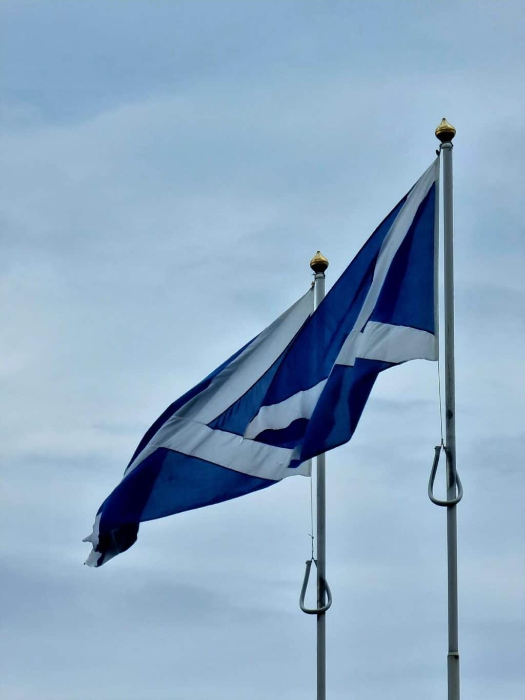 Premierul scoţian Humza Yousaf merge la Bruxelles visând la independenţa față de Regatul Unit și la aderarea la UE