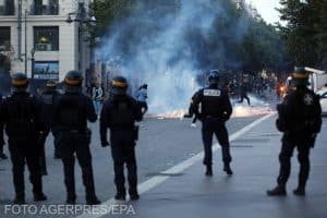 Update/ Forțe sporite în Franța pentru încă trei nopți de violențe: teroare pe străzile Parisului