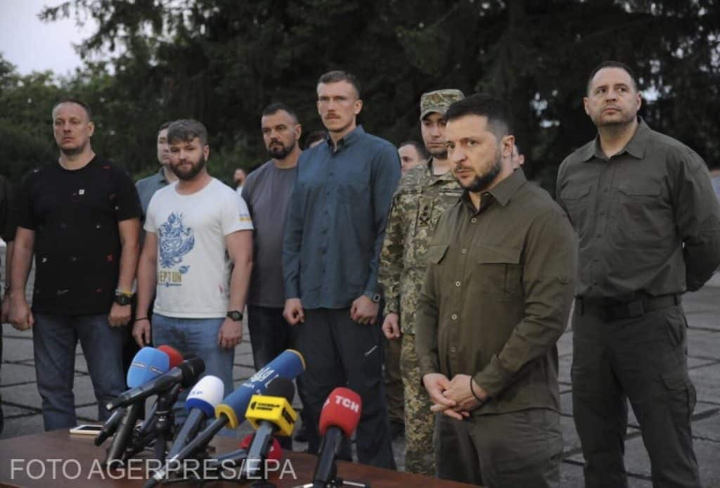 Apărătorii de la Azovstal vor să se întoarcă pe front, deşi abia au revenit în Ucraina