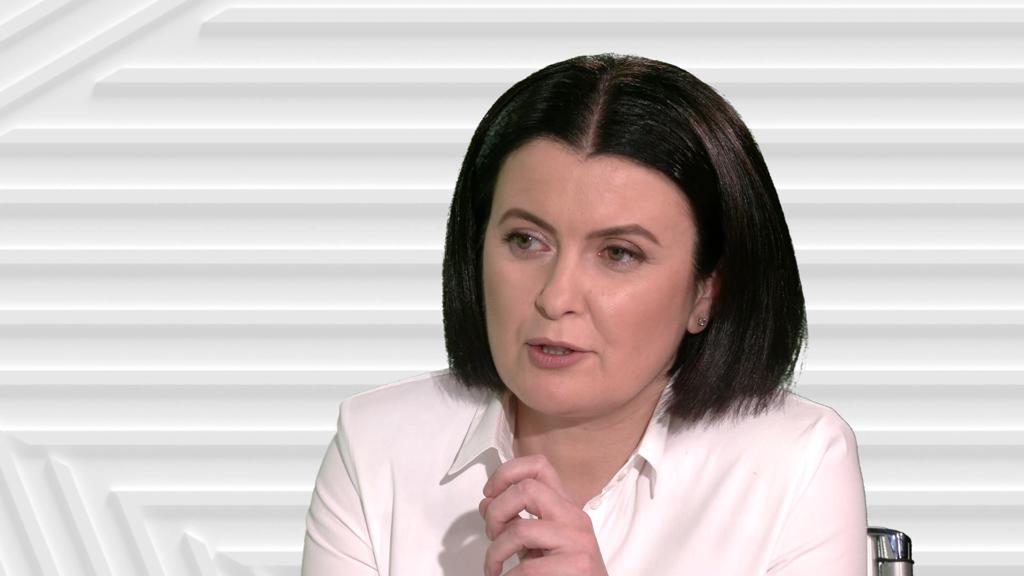 Sorina Matei, despre PSD: În mai 2004 ne-au murit 2 colegi de la Antena 1 în explozia de la Mihăilești. Adrian Năstase, Gabriel Oprea și Miron Mitrea au turnat a doua zi asfalt inclusiv peste rămășițele victimelor – 60m.ro