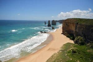 Un obiect misterios, de mari dimensiuni, a fost găsit pe o plajă din Australia. Este considerat ca fiind periculos / video