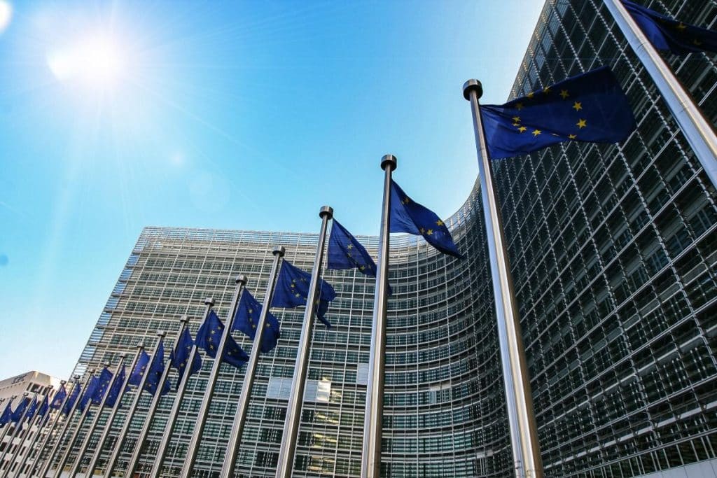 Ungaria acuză Bruxelles-ul că deturnează investițiile spre România