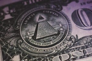 FMI spune că aprecierea dolarului a afectat mai puternic economiile emergente decât pe cele avansate