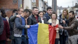 Politicile PSD și PNL au provocat un dezastru: Între 3,5 şi 6 milioane de români au părăsit ţara în ultimii ani – 60m.ro