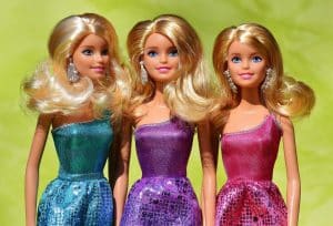 Încasările record obţinute de filmul ‘Barbie’ la debutul său în cinematografe au depăşit estimările iniţiale