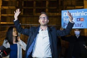 Dacă vrei să cânți pe străzile Timișoarei trebuie să dai examen la Fritz – 60m.ro