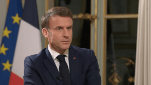 Macron a pus ținta pe Viktor Orban: Nu trebuie să i se permită să ia UE drept ostatică – 60m.ro