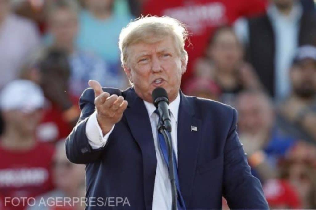 #TrumpMiroase, cea mai nouă campanie de defăimare a fostului președinte american / VIDEO