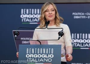 Derapaj al unui senator italian din partidul Giorgiei Meloni. „Scopul principal al femeilor ar trebui să fie făcutul copiilor”