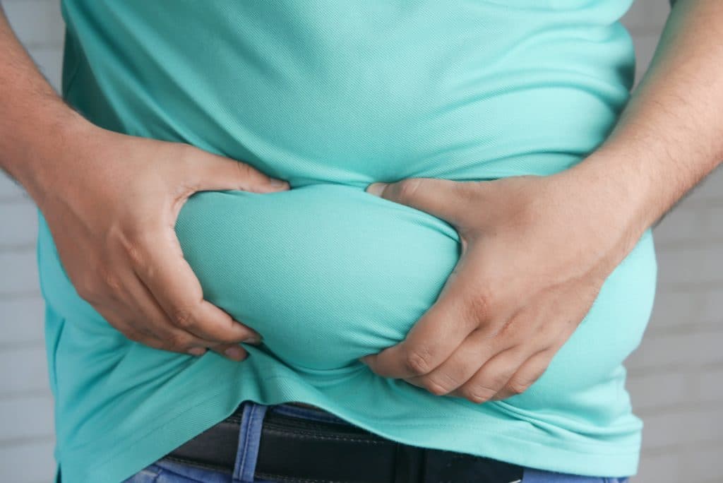 Angajații obezi s-ar putea confrunta cu amenzi usturătoare dacă nu vor slăbi / „Mâncăm ca și cum ar fi Crăciunul în fiecare zi“