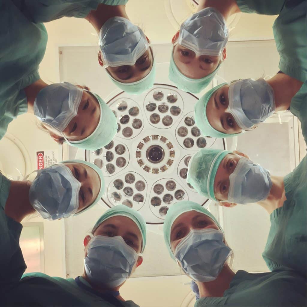 Un bărbat care vorbește o „limbă necunoscută“ a fost internat într-un spital din Los Angeles