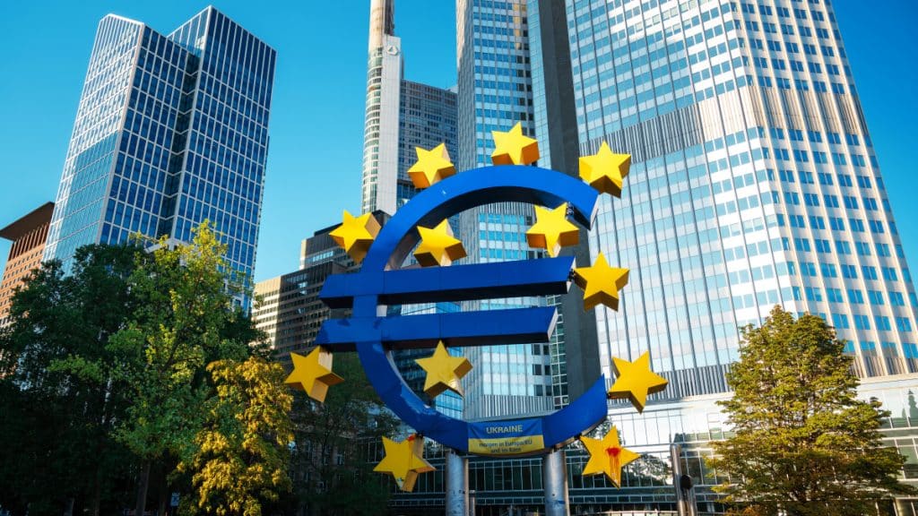 Aderarea la zona euro. Christine Lagarde: Trebuie să ne menţinem capacitatea de a acţiona decisiv