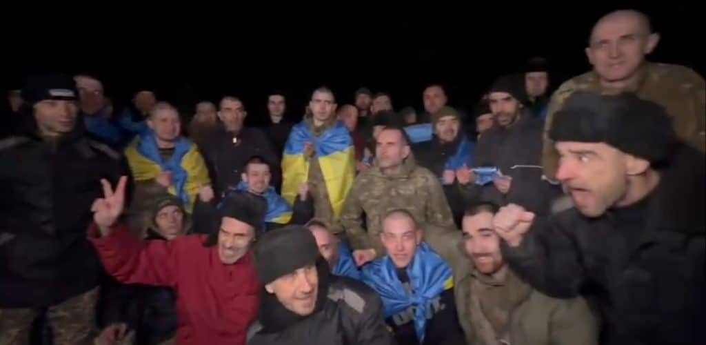 Ucraina și Rusia au făcut schimb de prizonieri. Zelenski: Vom continua să lucrăm pentru a-i aduce înapoi pe toți oamenii noștri – VIDEO